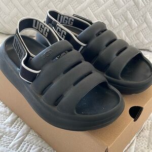 UGG Sport Yeah women’s sandal